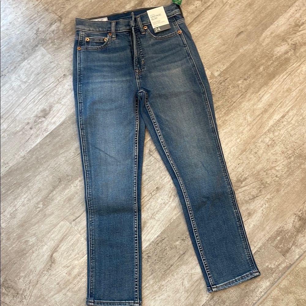 NWT Gap vintage slim high rise Jeans, size 24P